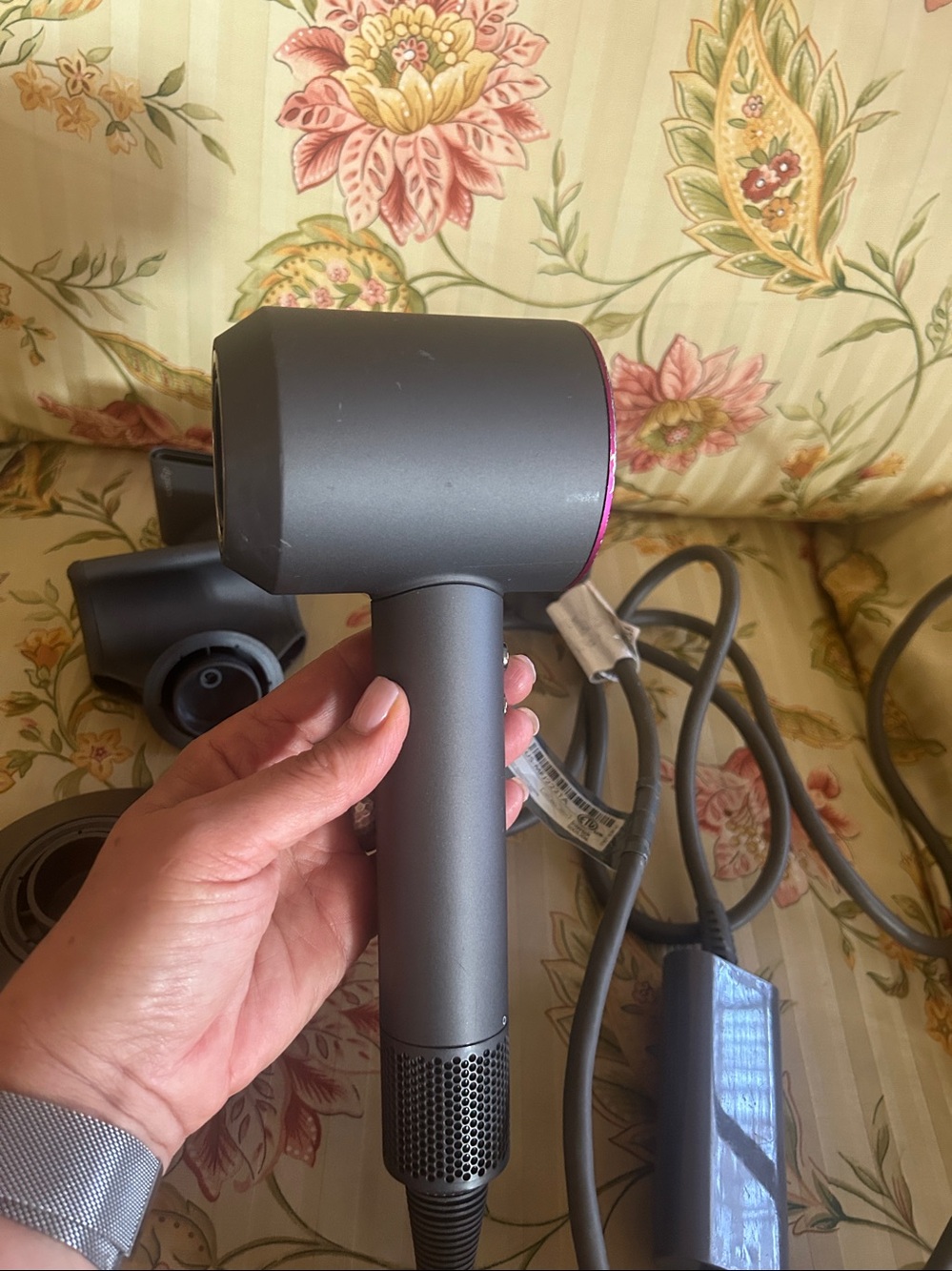 DYSON SuperSonic Hair Dryer - Picture 5 of 7